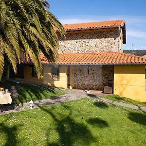 La Casona Del Cura II Villa Pravia Exterior photo