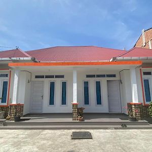 Buk Ir Homestay Bukittinggi Exterior photo