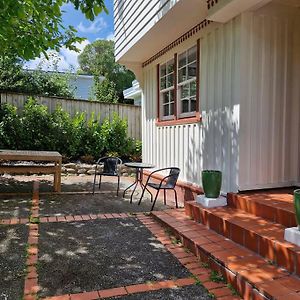 2 Bedroom Private Guesthouse In Korokoro Lower Hutt Exterior photo