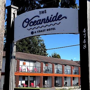 The Oceanside, A Coast Hotel Sechelt Exterior photo