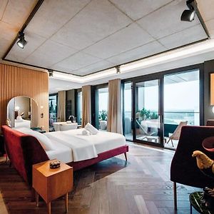 Apartamento Designer Luxury Penthouse With Dedicated Concierge Luxemburgo Exterior photo
