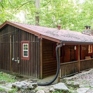 Secluded Cabin Living In This 3 Bedroom 1 Bath Cabin Smithville Exterior photo