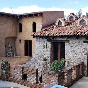 Apartamento Loft Giorgio En Val'Quirico Santeagueda Exterior photo