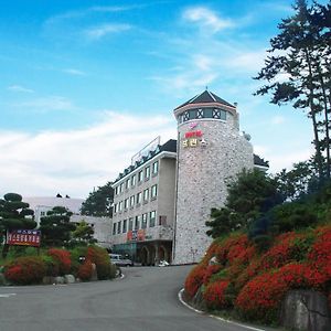 Prince Hotel Goseong  Exterior photo