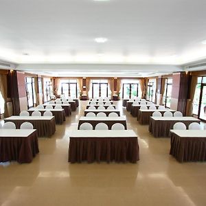 Pakmeng Resort Exterior photo