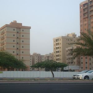 Red Tower Furnished Apartments Mahboula Exterior photo