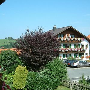Hotel Gastehaus Alpina Bad Kohlgrub Exterior photo