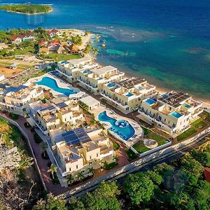 Villa De 2 Habitaciones Frente Al Mar Roatan Dixon Cove Exterior photo