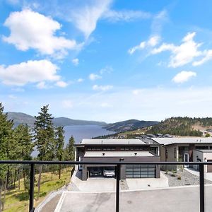 Luxury Home With Amazing Lake Okanagan Views Kelowna Exterior photo