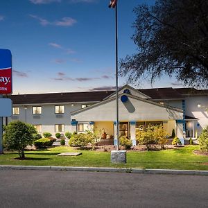 Surestay Plus By Best Western Reading North Exterior photo