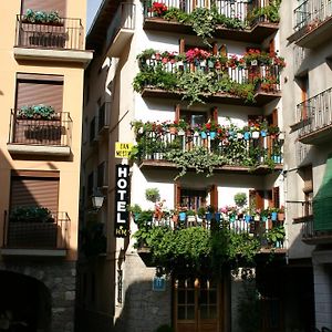 Hotel Can Mestre Pont de Suert Exterior photo