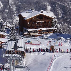 Hotel les Flocons Courchevel Exterior photo