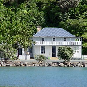 The Old Oak Boutique Hotel Mangonui Exterior photo