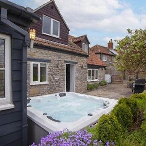 Bluebell House 5 Star Holiday Let Somerton  Exterior photo