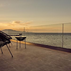 La Mer Sea Front Villa, By ThinkVilla Kypseli Exterior photo