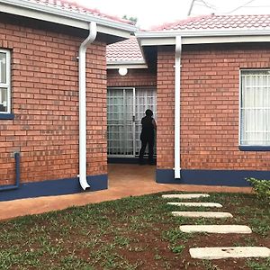 Hotel The Affectionate One Louis Trichardt Exterior photo