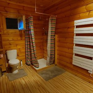 Room With En Suite Bathroom In Cosy Wooden House Rimont Exterior photo