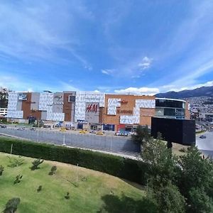 Departamento 1 Habitacion Jacuzzi El Condado Quito Exterior photo