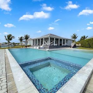 Largest Private Island Home & Pool Villa Alice Town  Exterior photo