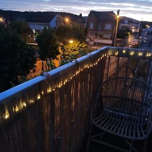 Appartement Une Chambre Avec Balcon Chambly Exterior photo