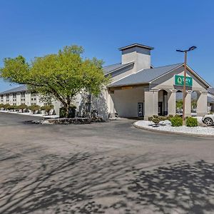 Quality Inn Austintown-Youngstown West Exterior photo