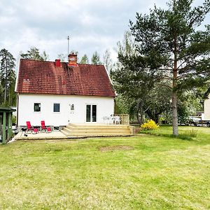 Villa With 4 Bed Rooms With Internet In Vimmerby Gullringen Exterior photo