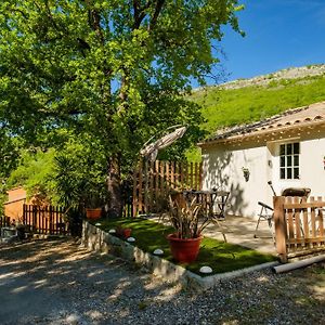 Apartamento Entre Mer Et Montagne Bouyon Exterior photo