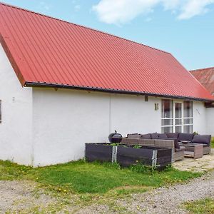 1 Bedroom Beautiful Home In Glemmingebro Löderup Exterior photo