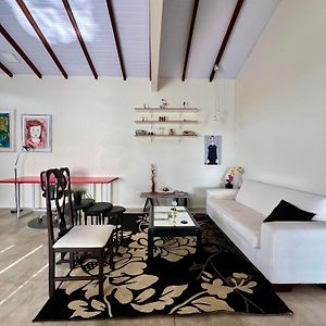 Cozy Apartment In A Beautiful Property Brasilia Exterior photo