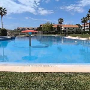Ven A Desconectar A Panoramica Golf Resort Sant Jordi Exterior photo