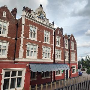 Crewe Arms Hotel Exterior photo