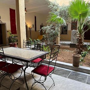 Riad Tazoulte Bed and Breakfast Agdz Exterior photo