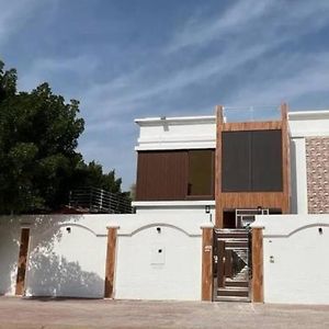 (Anushthan Villa) serviced villa for staycation Ajmán Exterior photo