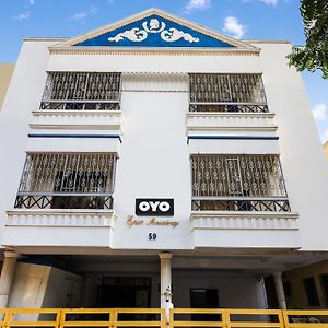 Oyo Flagship Valasaravakkam Madrás Exterior photo