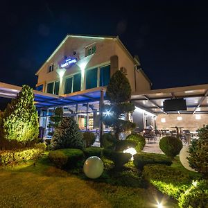 Hotel Luka'S Berane Exterior photo