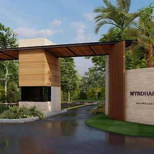 Wyndham Alltra Samana All Inclusive Resort Exterior photo