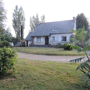 Entre Terre Et Mer Au Pays Des Enclos Paroissiaux Saint-Thégonnec Exterior photo