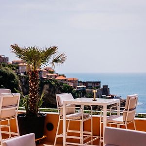 Hotel Maris Ulcinj Exterior photo