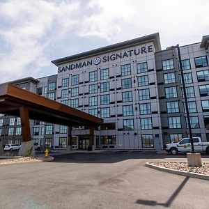 Sandman Signature Dartmouth Hotel & Suites Halifax Exterior photo