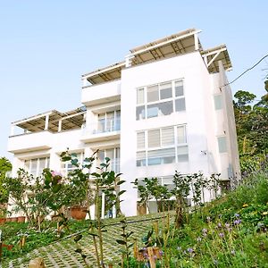 Sky Piece B&B Tamsui Exterior photo