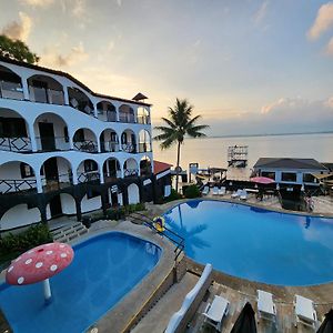 Hotel Mi Paraíso Río Dulce Castillo de San Felipe Exterior photo