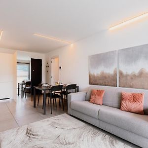 Apartamento Oro - Modern For 4 Guests Bellinzona Exterior photo