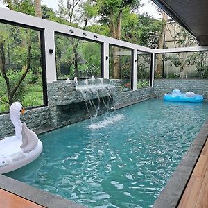 The Zenith 7Br Private Pool With Beautiful Panoramic Mountain View Villa Bogor Exterior photo