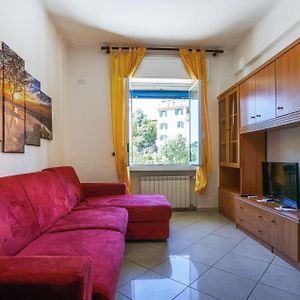 1 Bedroom Beautiful Apartment In Genova Bolzaneto Exterior photo