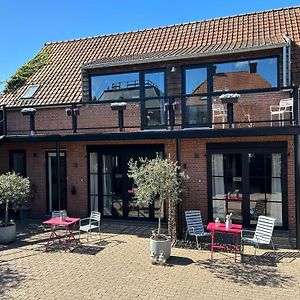 Hotel De Weegbrug IJzendijke Exterior photo