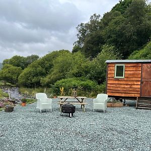 Berwyn Shepherds Hut Villa Wrexham Exterior photo