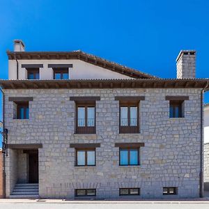 Casa Alval Hostal Villacastín Exterior photo