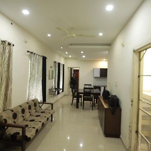 Apartamento Nest Kochi Exterior photo