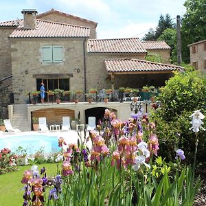 Les Figuiers Bed and Breakfast Silhac Exterior photo