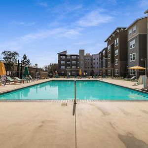 Splinter In Time Br Ba Shared Apt Gym Pool Chico Exterior photo